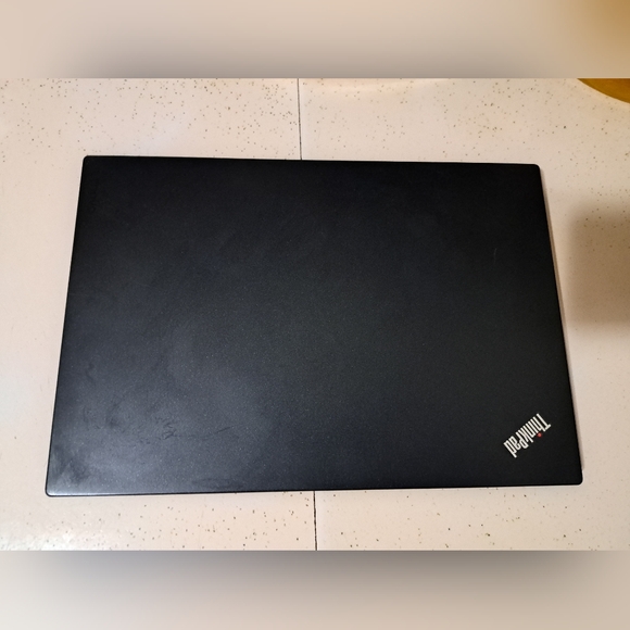 Refurbished Lenovo ThinkPad T470s i5-7300U,2TB NVMe SSD,40GB RAM,Wifi 6E,4G LTE - Picture 4 of 12